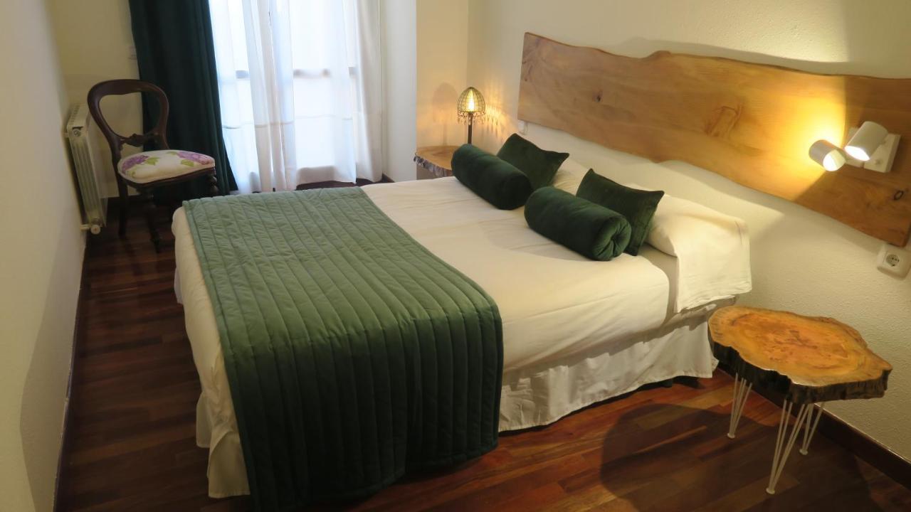 Apartamentos Palacio Azcarate Travesia Calvario Ezcaray Extérieur photo